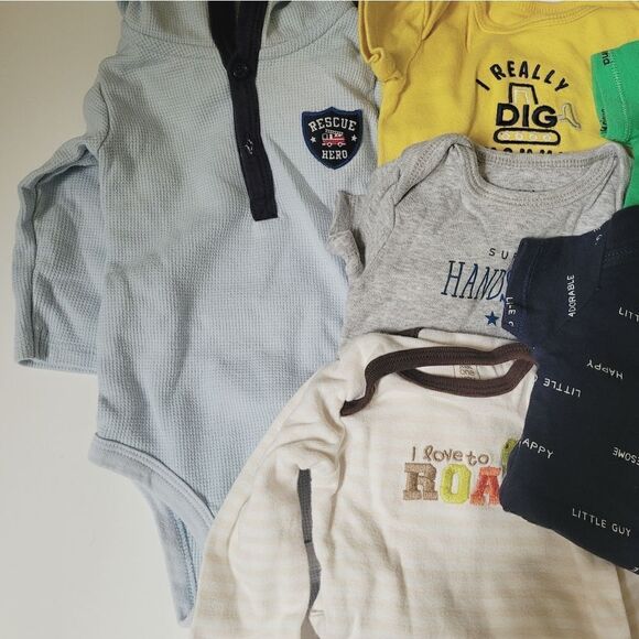 Carter's 3 Month Onesie Bundle - Picture 2 of 4